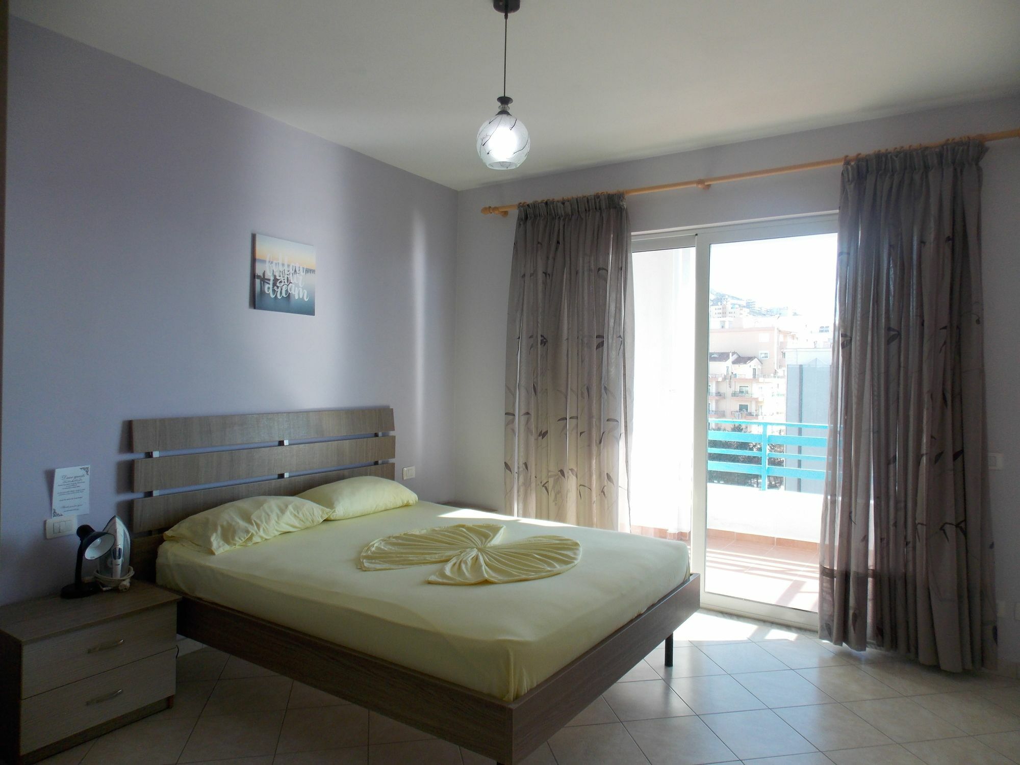 Hotel Serxho Sarandë Exteriör bild