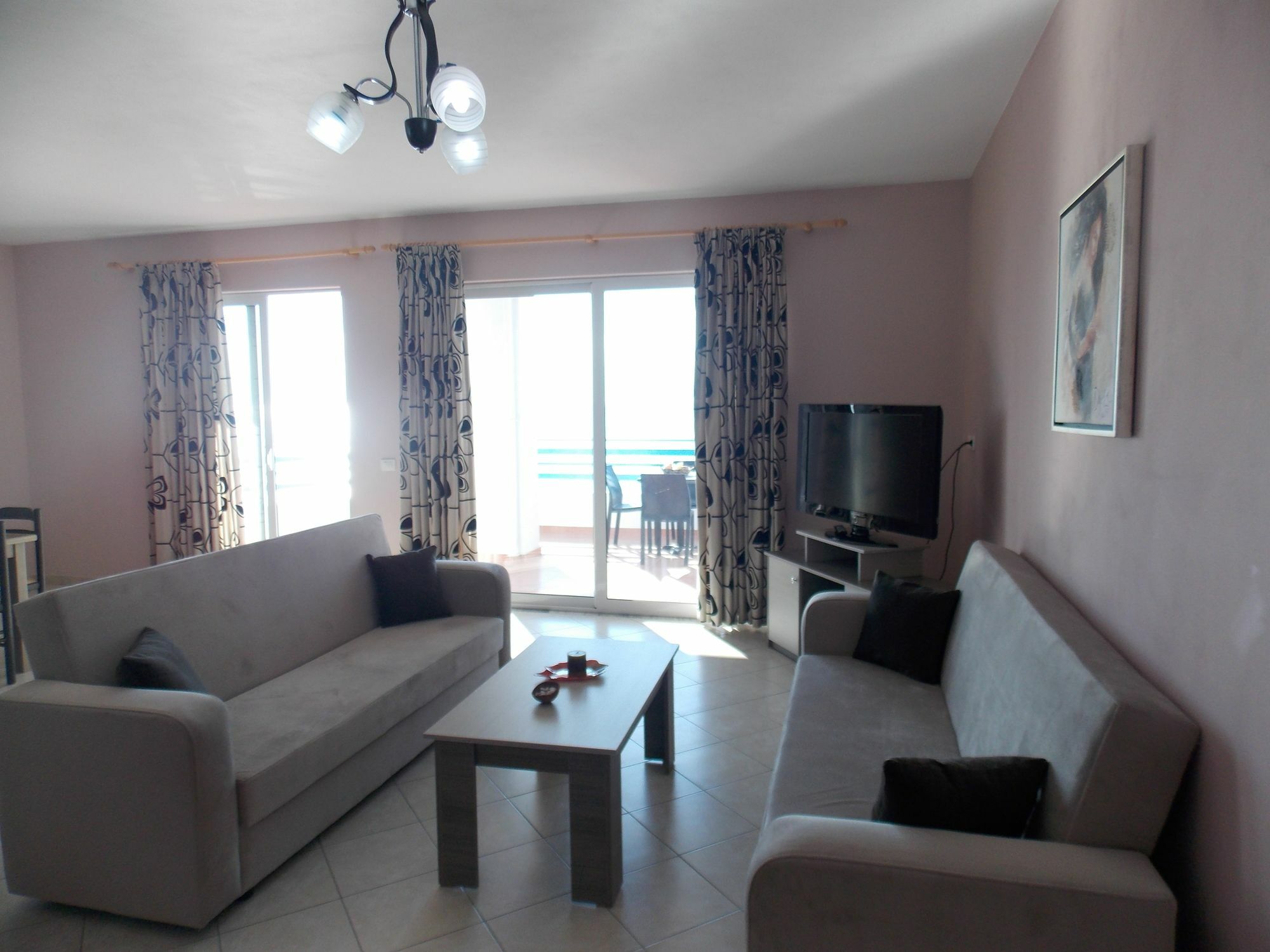 Hotel Serxho Sarandë Exteriör bild